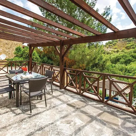 Beautiful In Paphos With 3 Bedrooms, Outdoor Swimming Pool And Swimming Pool *